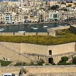 Casa Cara بيرغو