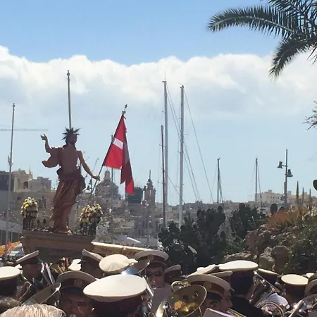 Casa Cara