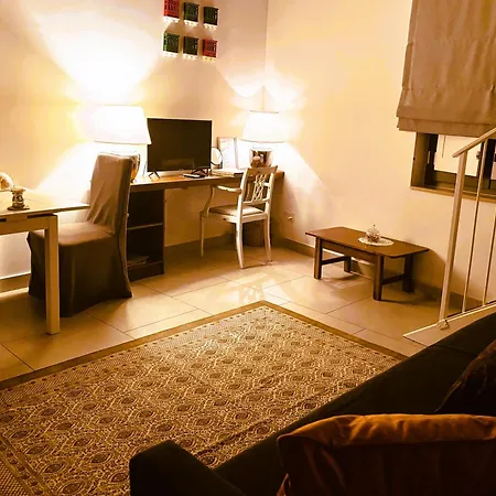 Casa Cara *