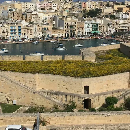 Casa Cara Il-Birgu